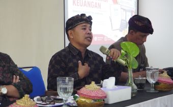 Rapat Pengelolaan Administrasi Keuangan yang diselenggarakan di Sekretariat Bawaslu Kabupaten Jembrana