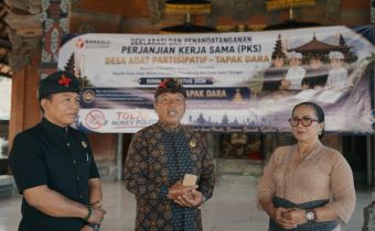 Kordiv P2H Bawaslu Bali, Ketut Ariyani saat menghadiri Konsolidasi Demokrasi bersama Majelis Desa Adat (MDA) Kabupaten Klungkung guna memperkuat barisan pengawasan partisipatif berbasis adat, Senin (3/8/2026)