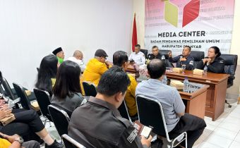 Rapat Koordinasi Penyelesaian Sengketa Proses Pemilu yang dirangkaikan dengan Konsolidasi Demokrasi bersama Partai Politik di Kabupaten Gianyar