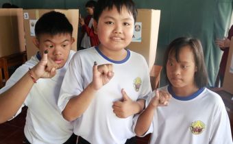 Prinsip berdemokrasi yang diterapkan di SLB Negeri 1 Denpasar melalui Pemilihan Ketua OSIS (Pemilos), Jumat (18/9/2026)