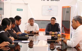 Badan Pengawas Pemilihan Umum (Bawaslu) Provinsi Bali dan Komisi Pemilihan Umum (KPU) Provinsi Bali menggelar rapat koordinasi dan evaluasi kelembagaan