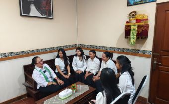konsolidasi demokrasi bersama mahasiswa Universitas Pendidikan Nasional (Undiknas) dan Universitas Warmadewa