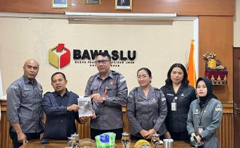 supervisi dan monitoring evaluasi (monev) bidang Hukum dan Penyelesaian Sengketa di Bawaslu Kota Denpasar