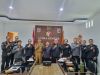 Gede Sutrawan, saat memberikan arahan dalam Rapat Pengelolaan dan Pelayanan Data Informasi Publik Bawaslu Kabupaten Karangasem
