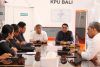 Badan Pengawas Pemilihan Umum (Bawaslu) Provinsi Bali dan Komisi Pemilihan Umum (KPU) Provinsi Bali menggelar rapat koordinasi dan evaluasi kelembagaan