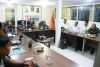 Kordiv P2H Bawaslu Bali, Ketut Ariyani saat lakukan evaluasi pengawasan PDPB di Bawaslu Kabupaten Klungkung, Senin (21/9/2026).